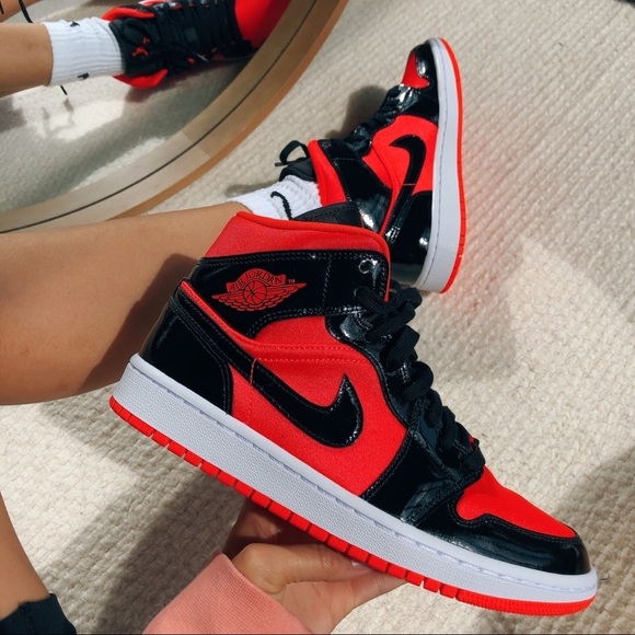Jordan Shoes - Air jordan 1 mid